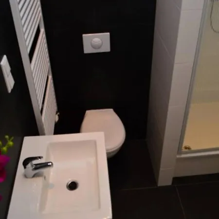 Fabulous 4 Bedroom Duplex By The City Centre Leidseplein! - Ref. Amsa404 아파트 암스테르담